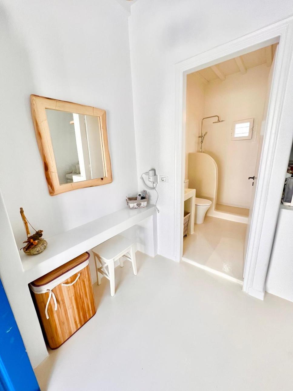 Provis Rentals Suite Next To The Mills In Mykonos Town ภายนอก รูปภาพ