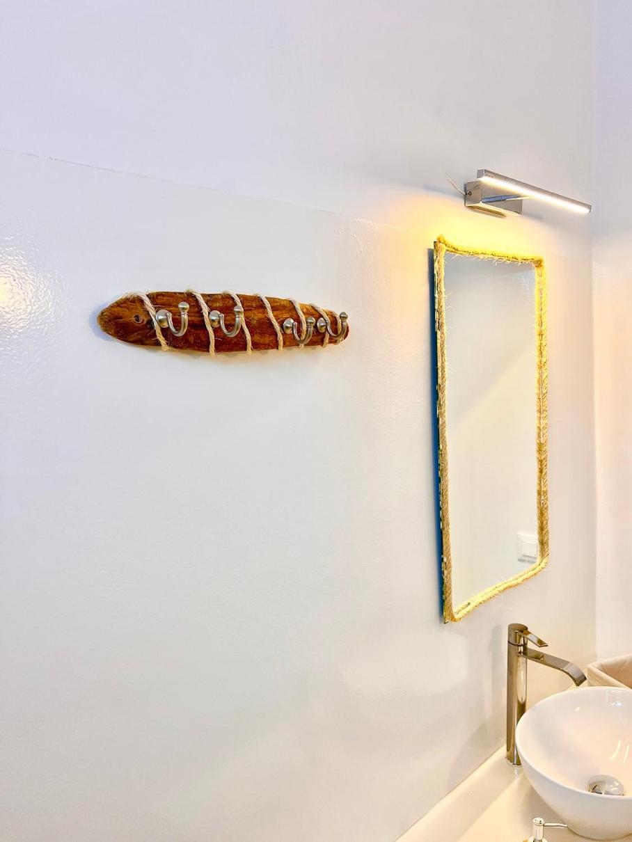 Provis Rentals Suite Next To The Mills In Mykonos Town ภายนอก รูปภาพ